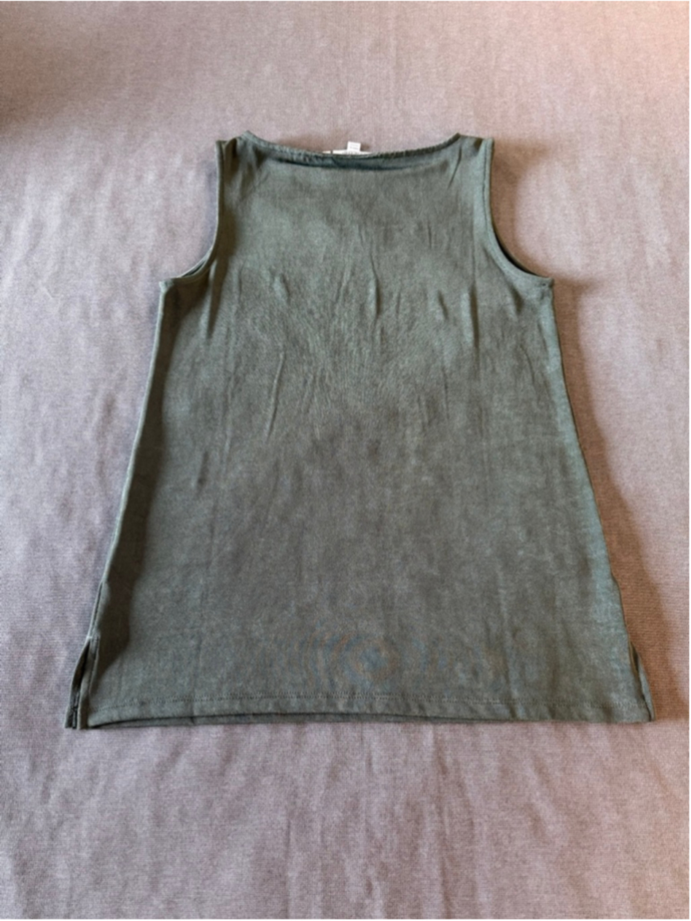 Chico's Side-Slit Tank in a dark green size 0 (US S) - Picture 3 of 7